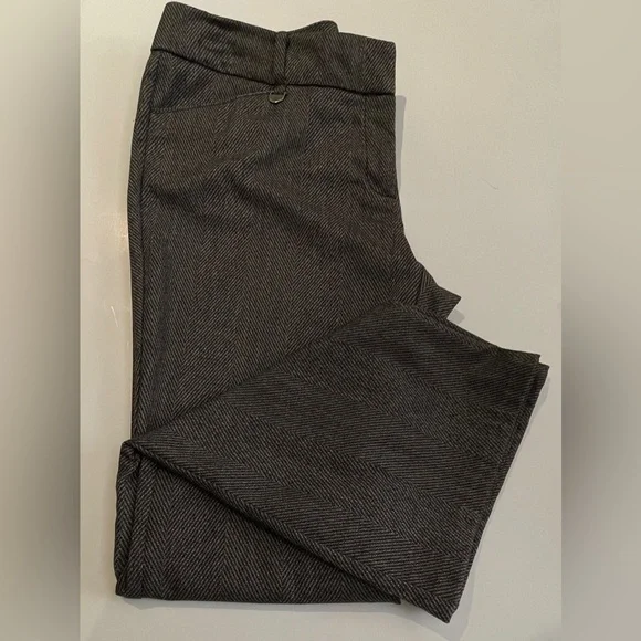 New York and Company Black and Gray Wide Leg Pants - Picture 2 of 15